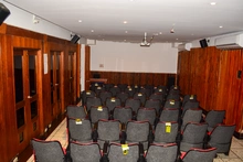 FOTOS SALA AUDIOVISUAL