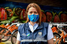 Datic llegó en ‘bici’ a la Administración Distrital