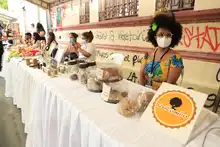 Jóvenes de la URC lideran bazar de muestras empresariales y procesos de reactivación