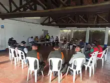 Adelantan jornada de limpieza en el Canal Santa Elena