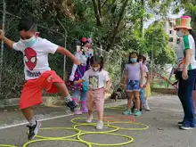 Jugando se aprende con Cariño a la Calle