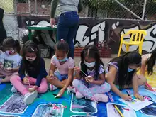 Jugando se aprende con Cariño a la Calle