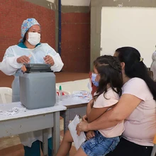 Por ser letal, Salud Pública insta a adultos para que vacunen a los niños contra el sarampión