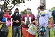 Jóvenes de URC y comerciantes del sector La Luna dieron primer paso para la reconciliación