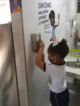 En la comuna 15, más de 600 estudiantes se beneficiaron de donación a su institución educativa