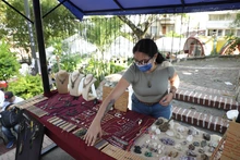 La ‘Loma de la Cruz’ se convirtió en un bazar de emprendimientos juveniles
