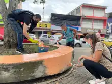 Activa participación de los caleños en la recuperación y embellecimiento del sector Alameda