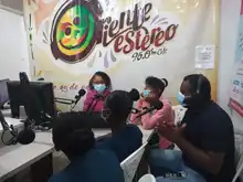 Historias radiofónicas de vivencias barriales en la experiencia pedagógica Narrando y rapeando por la vida