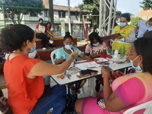 Subsecretaría de primera infancia, apoya a mujeres del área de renovación urbana