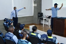 62 jóvenes se capacitan en la secretaría de movilidad para convertirse en agentes de tránsito.