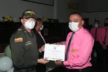 40 taxistas en Cali se gradúan como promotores de convivencia y seguridad ciudadana