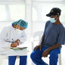 Habilitan nuevo punto de vacunación covid en el Hospital Geriátrico San Miguel