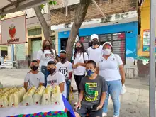 Estudiantes de la IEO República de Argentina comenzaron a comercializar su kit de bioseguridad