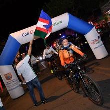 Alcaldía de Cali acompañó a cerca de 300 ciclistas que celebraron la vida