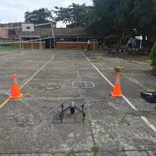 Urbanización Calimio y el barrio Petecuy II, comuna 06, 2021-09-30