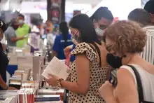 Vacunas anticovid presentes en la Feria del Libro de Cali