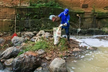 Labores de limpieza a quebradas de la comuna 20 