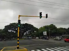 Movilidad pone al servicio intersecciones semafóricas de La Luna y calle 5 con 80