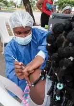 En Cali la vacunación anticovid sigue avanzando. Muestra de ello es la aceptación que tiene la apertura del proceso de inmunización en niños de 3 a 11 años.
