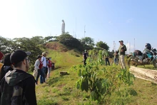 Dagma siembra de barreras cortafuego en Cristo Rey  