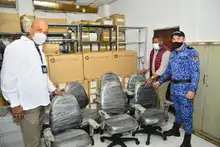 Alcaldía hace entrega de equipos tecnológicos y mobiliario al INPEC