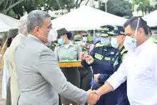 Policía Nacional condecora al Secretario de Seguridad y Justicia de Cali, en el marco de los 130  años de la institución 