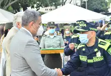 Policía Nacional condecora al Secretario de Seguridad y Justicia de Cali, en el marco de los 130  años de la institución 