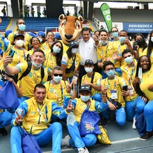Con voluntad y compromiso, la sacaron del estadio