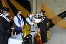 183 jóvenes víctimas del conflicto se graduaron como técnico laboral en auxiliar administrativo 