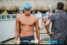 Estudiante de Cali, gran figura en torneos de natación