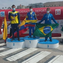 Estudiante de Cali, gran figura en torneos de natación