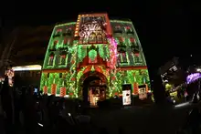 Cientos de personas le dieron la bienvenida a la Navidad en el Bulevar del Río
