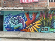 Con Graficalia se pintó el Callejón Cultural en la comuna 13