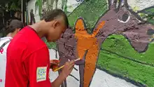 Con muralismo y color los jóvenes se apropian de su sector