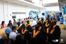 Buen Pastor celebró la graduación de 18 nuevos bachilleres