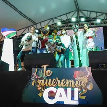 Las luces del alumbrado navideño se encendieron en el oriente de Cali
