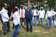 Un malecón fructuoso de amor en el río Cauca