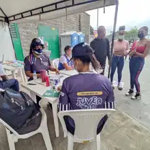 Segunda feria de servicios para población joven, se cumplió en la comuna 14