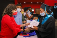 Habitantes de calle se graduaron como bachilleres académicos 