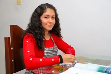 “Se lo merece, quedó en buenas manos”: madre de beneficiaria de ‘Todos y Todas a Estudiar’