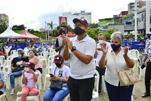 El parche de Dios se armó en la Plazoleta Jairo Varela