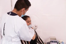 Más de 400 vacunas y 300 pruebas covid-19, se aplicaron en los eventos del tercer día de la Feria de Cali