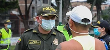Autoridades caleñas brindan seguridad ciudadana en gran fiesta popular en la comuna 13