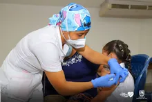 Unidades móviles de vacunación visitaron colegios privados de Cali