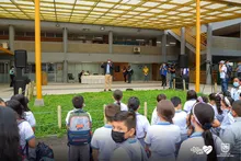 Unidades móviles de vacunación visitaron colegios privados de Cali
