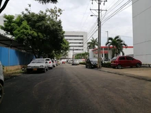 Infraestructura impactó vía contigua a la Clínica Colombia