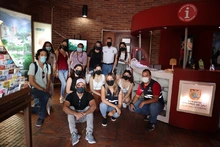 Estudiantes de diferentes partes del continente recorren el centro histórico de Cali