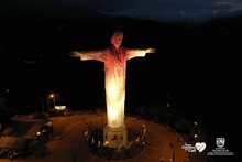 Con iluminación de monumentos, Cali se une al Día Mundial contra el Cáncer 