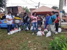 Comunidades vulnerables recibieron kit de alimentos