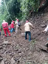 Atienden emergencias por deslizamientos en zona rural de Cali